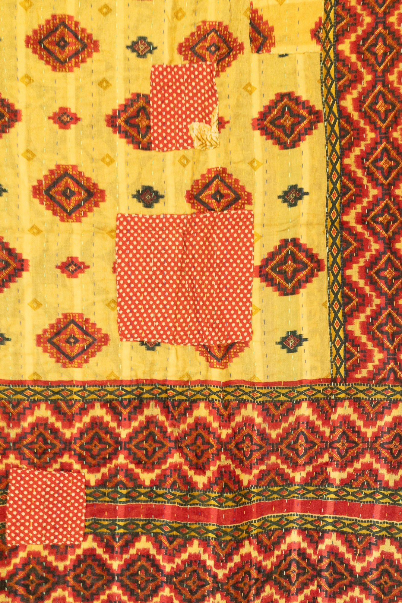 Be Kantha Throw