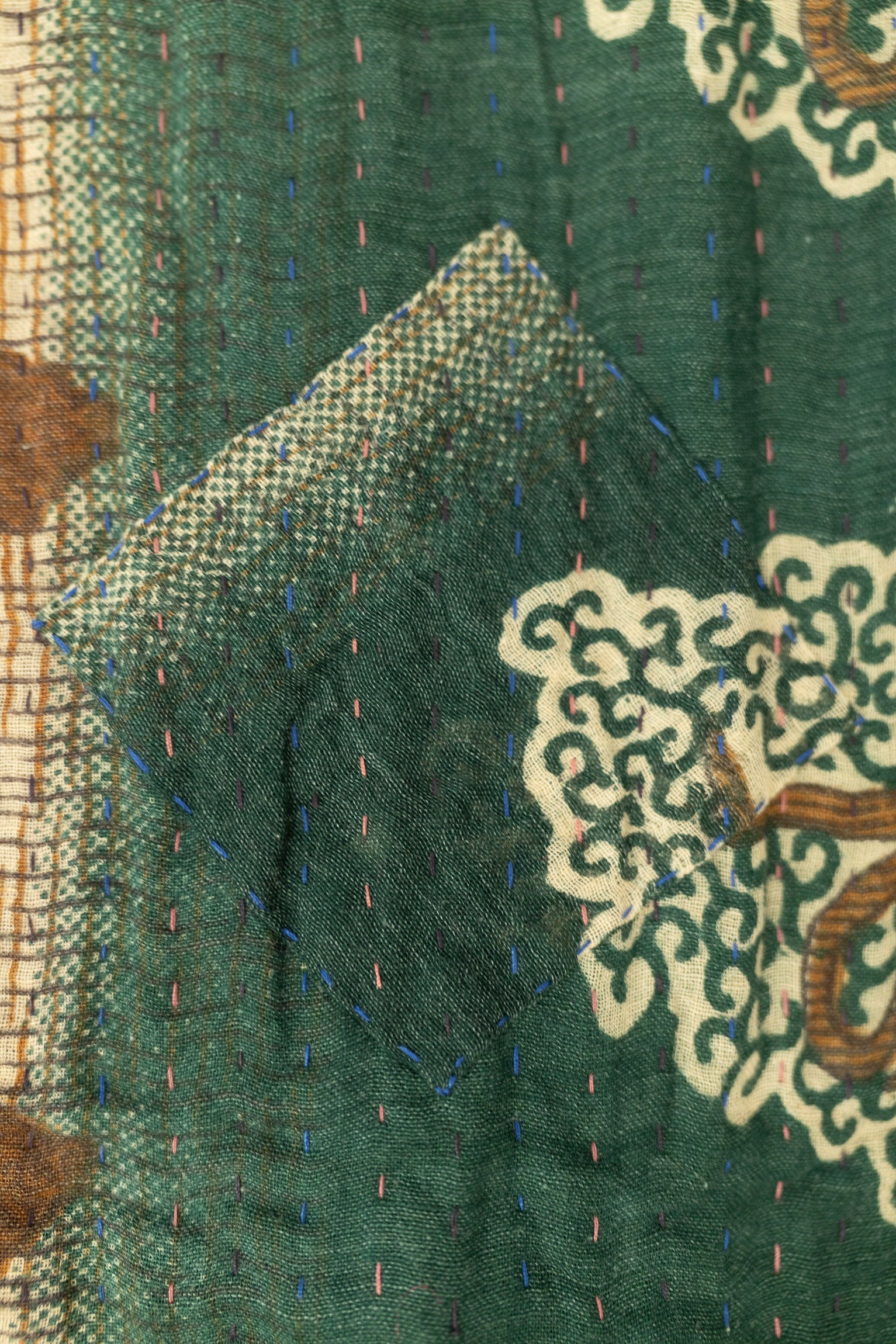 Briar Kantha Throw