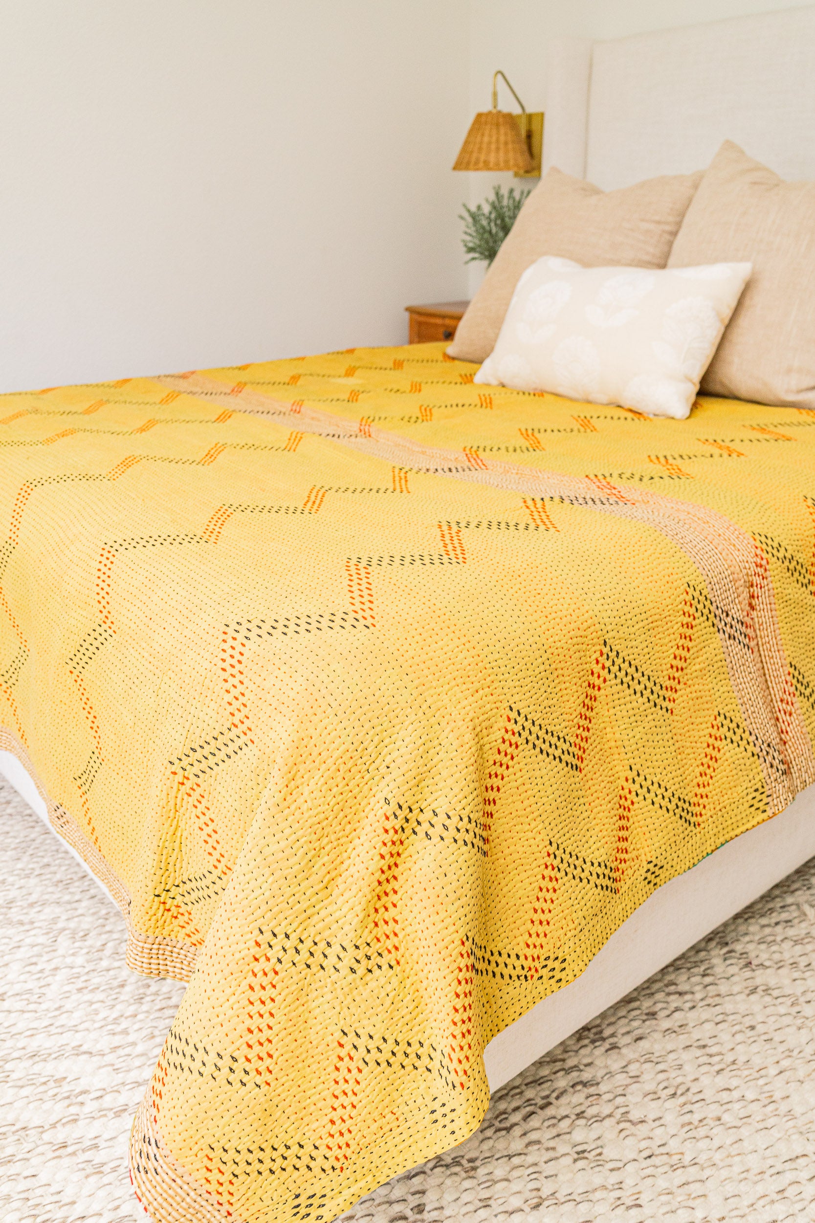 No. 147 Masterpiece Kantha Coverlet Quilt (Twin/Full)
