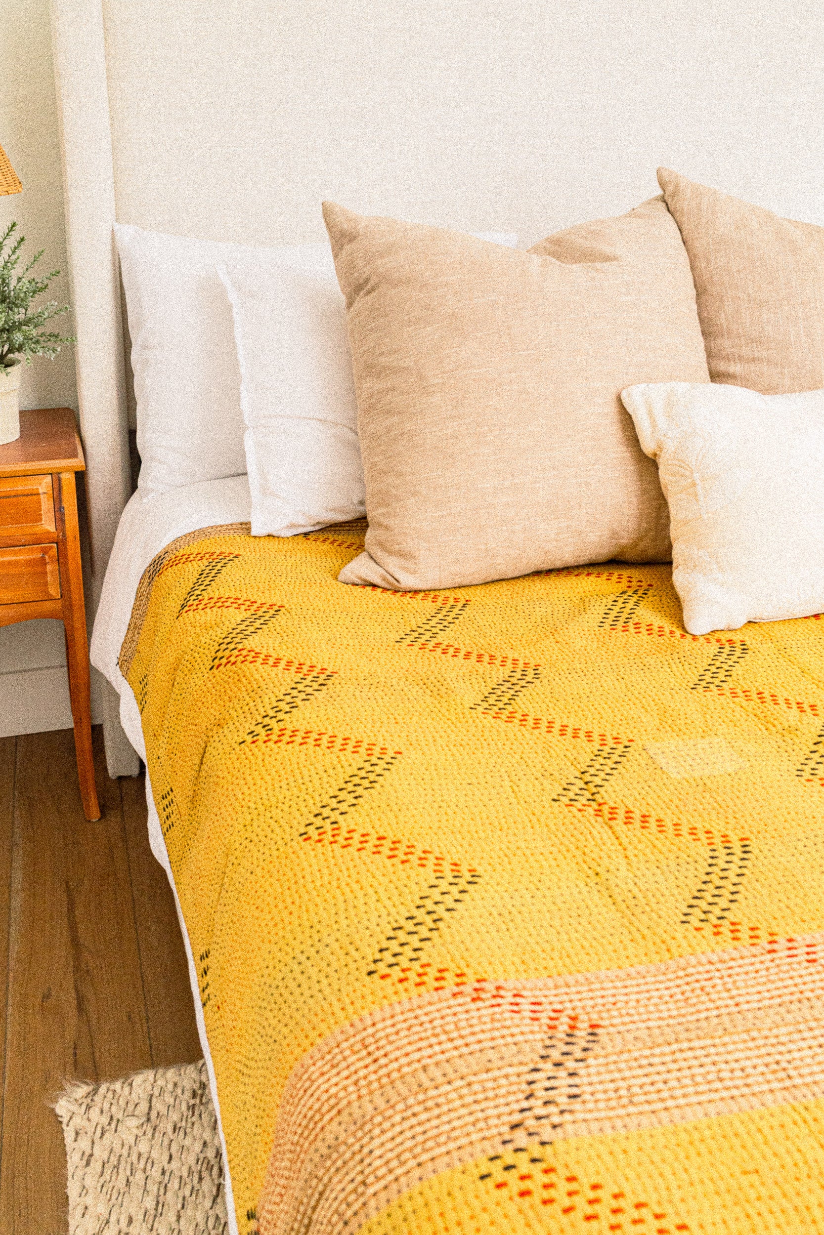 No. 147 Masterpiece Kantha Coverlet Quilt (Twin/Full)