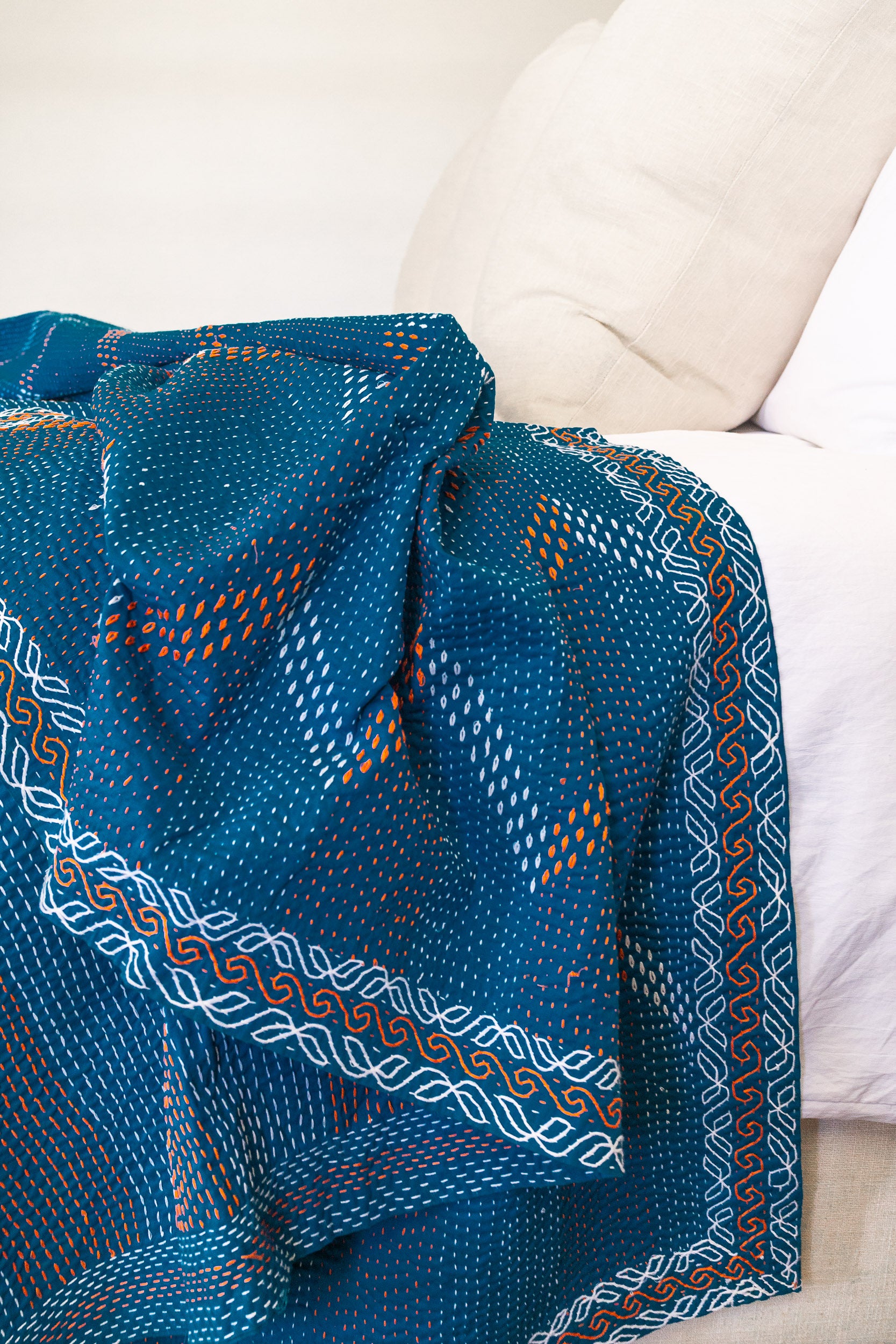 No. 133 Masterpiece Kantha Coverlet Quilt (Queen)