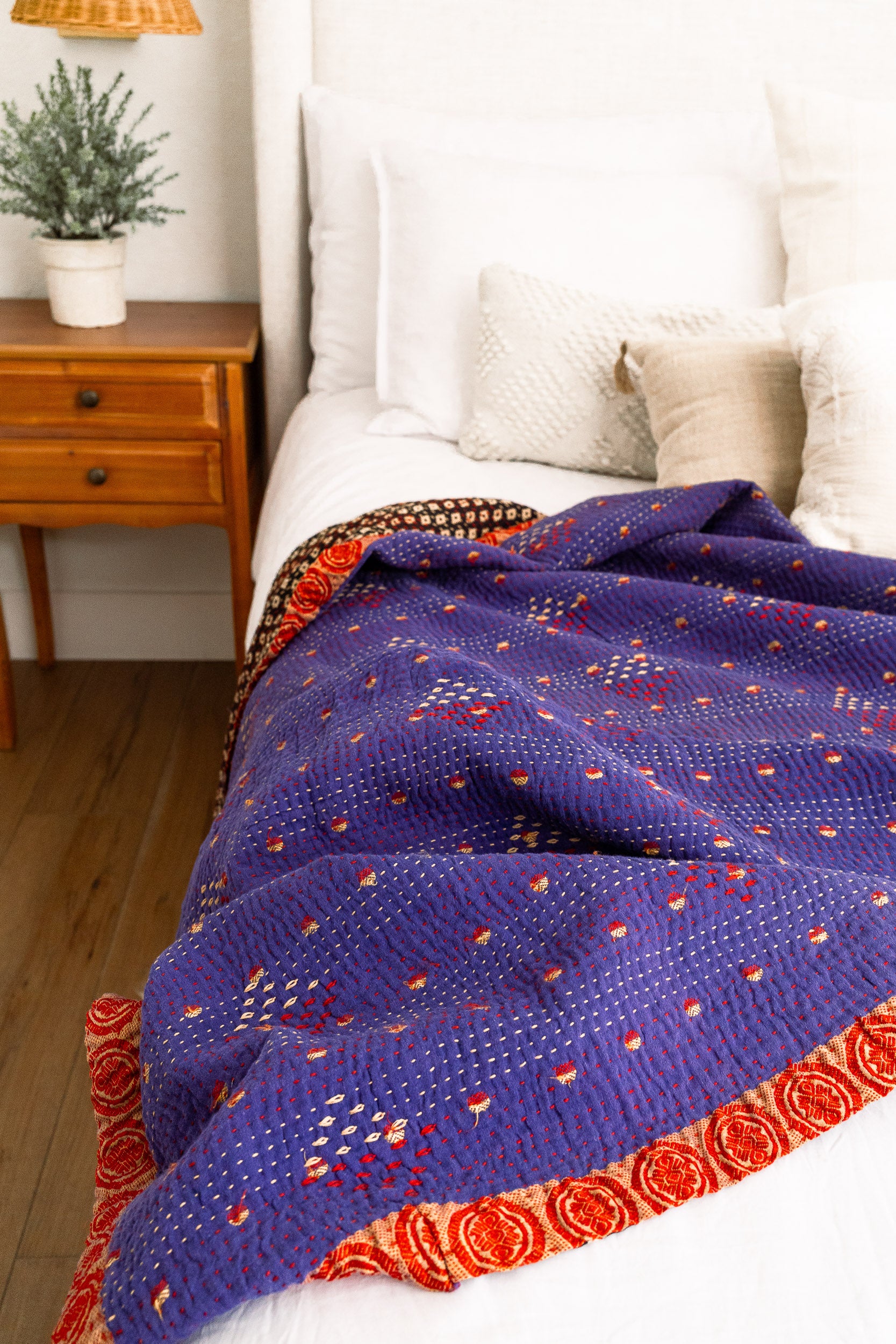 No. 139 Masterpiece Kantha Coverlet Quilt (Queen)