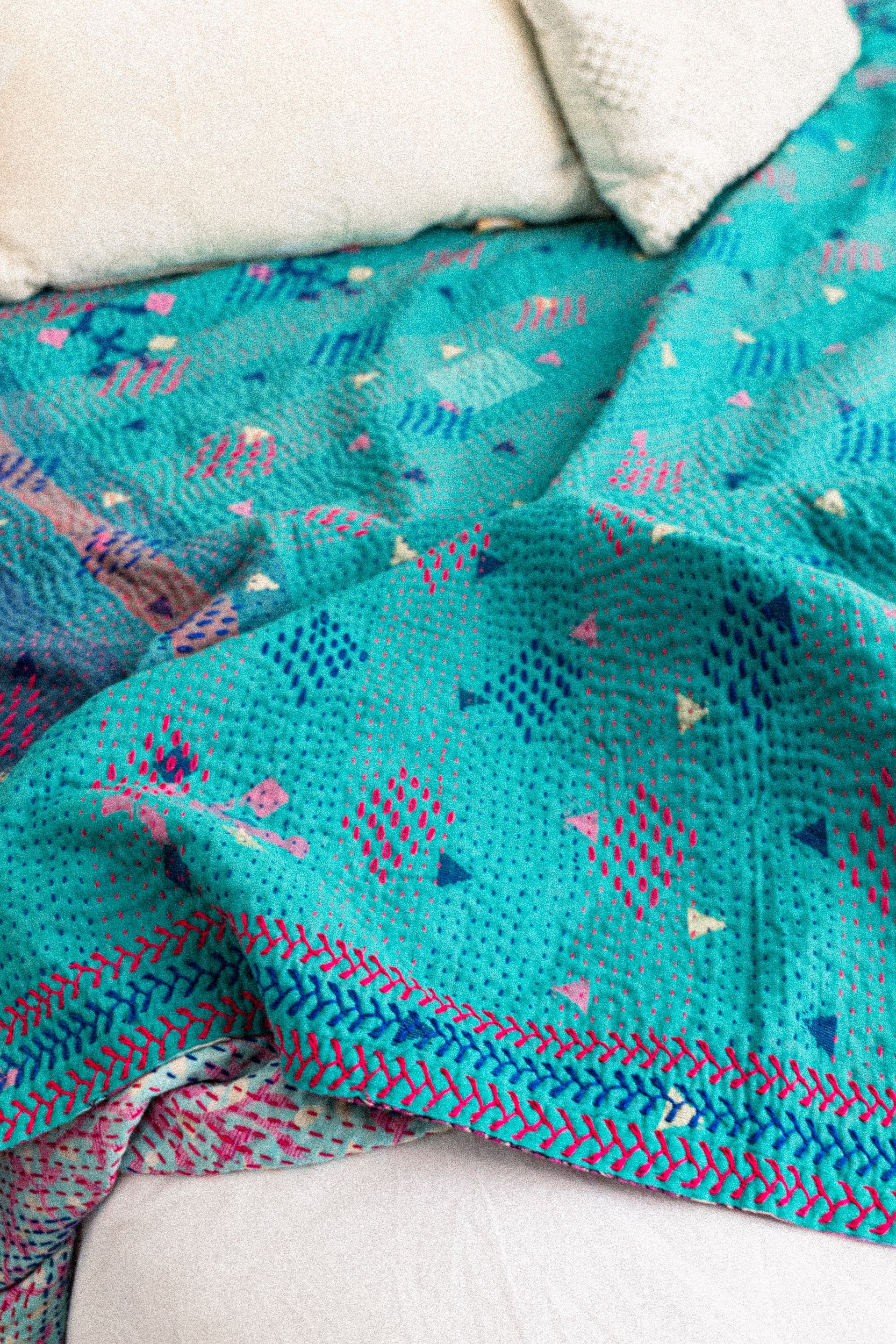 No. 140 Masterpiece Kantha Coverlet Quilt (Queen)
