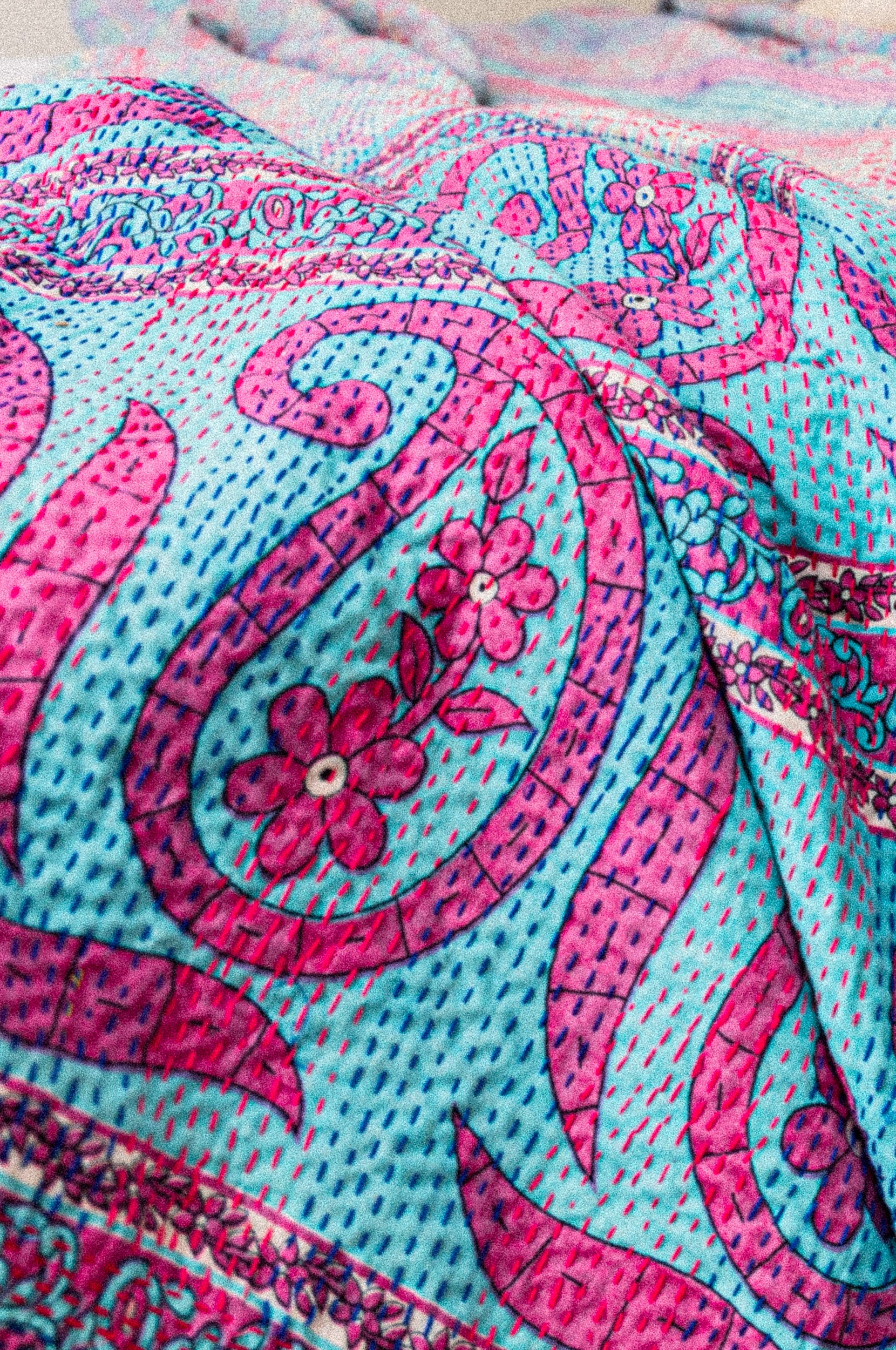 No. 140 Masterpiece Kantha Coverlet Quilt (Queen)