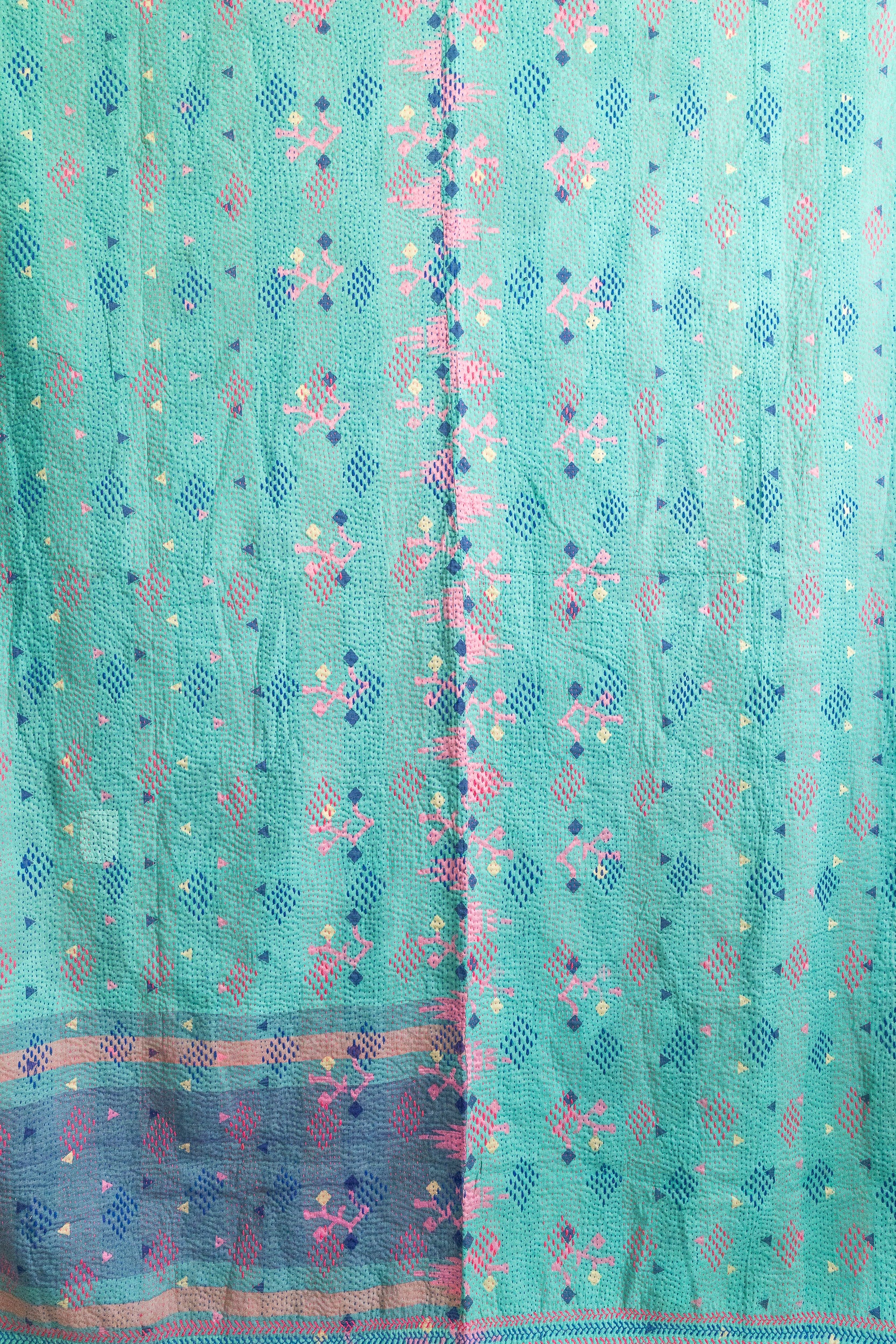 No. 140 Masterpiece Kantha Coverlet Quilt (Queen)