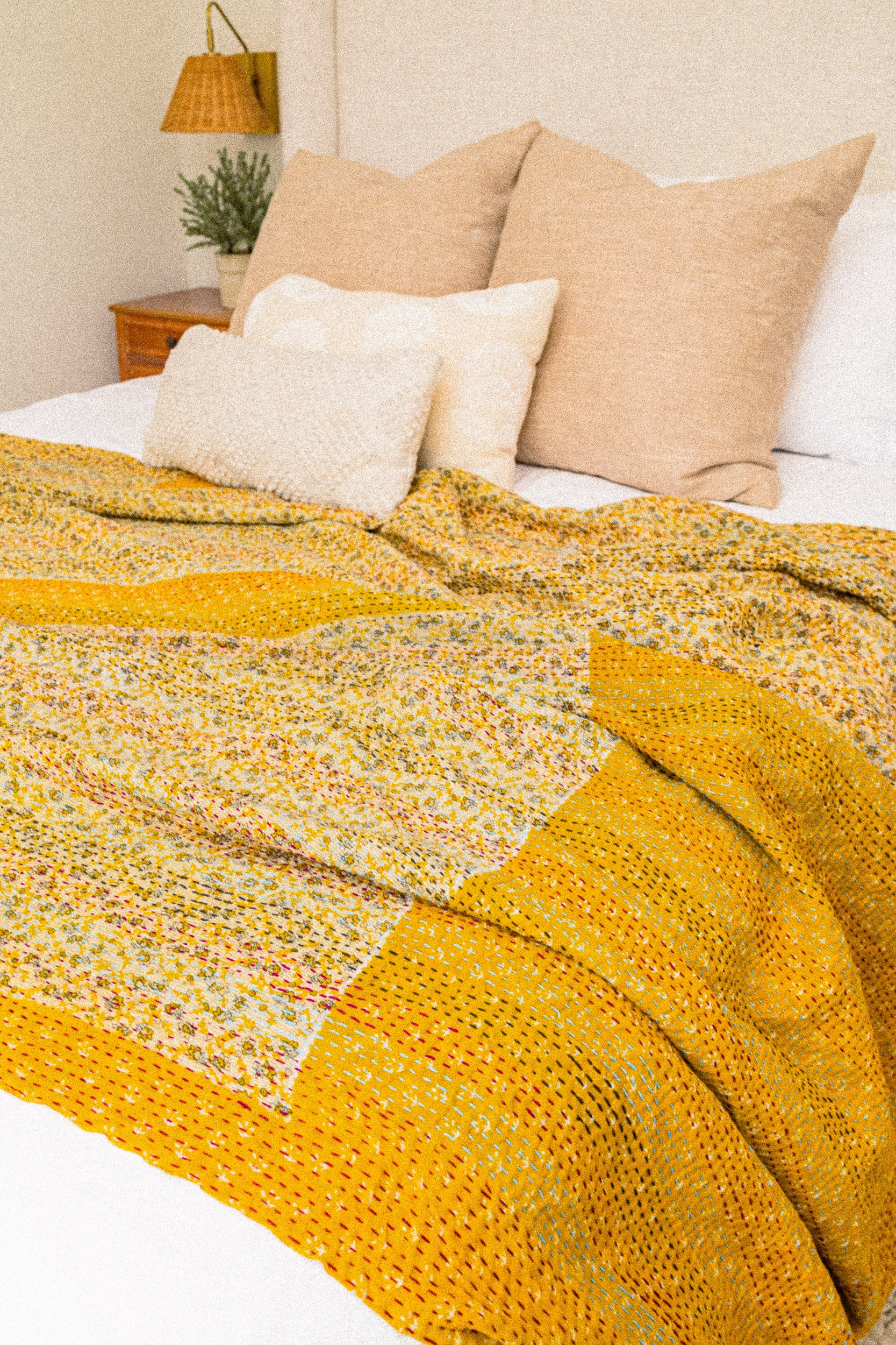 No. 141 Masterpiece Kantha Coverlet Quilt (Twin/Full)