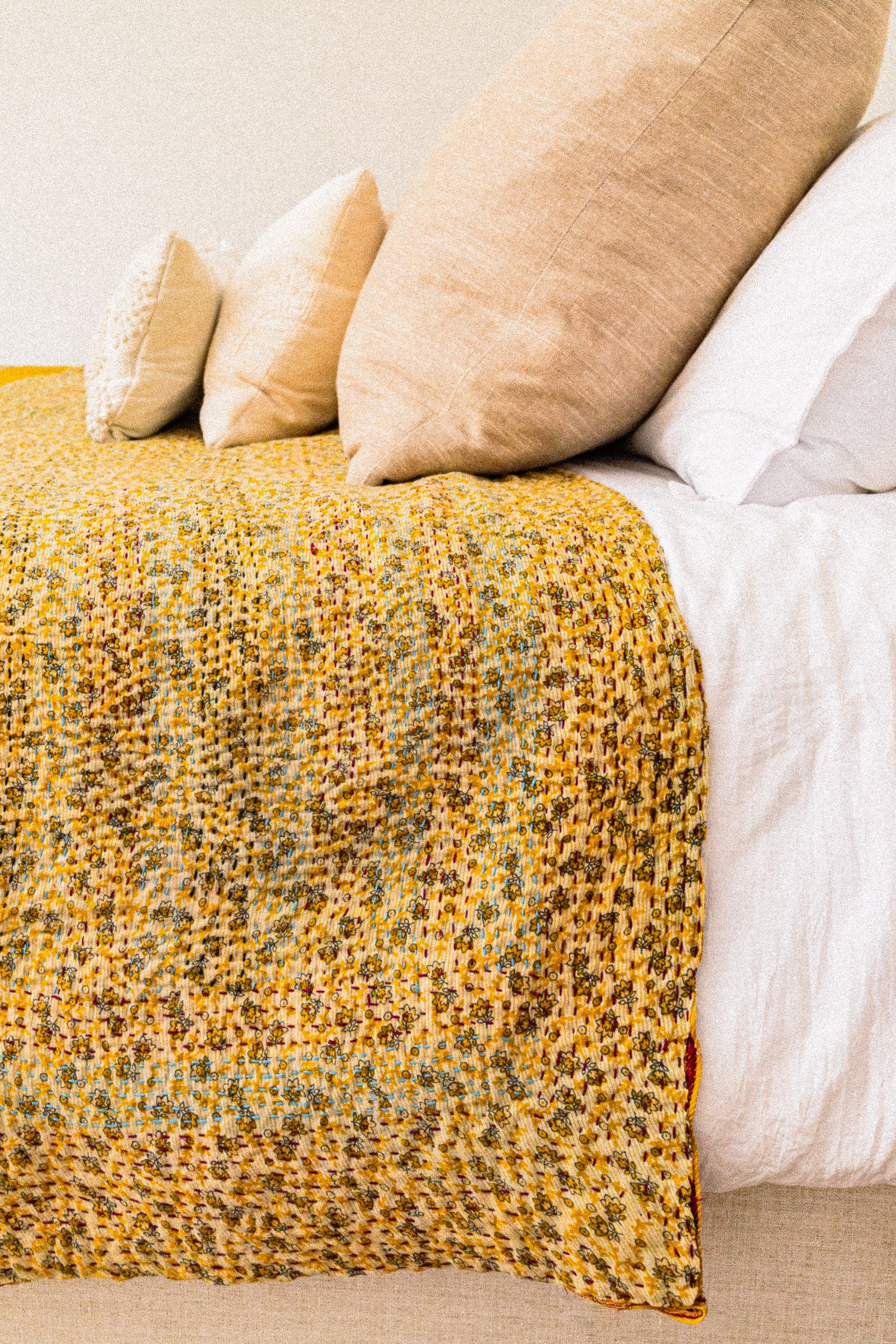 No. 141 Masterpiece Kantha Coverlet Quilt (Twin/Full)