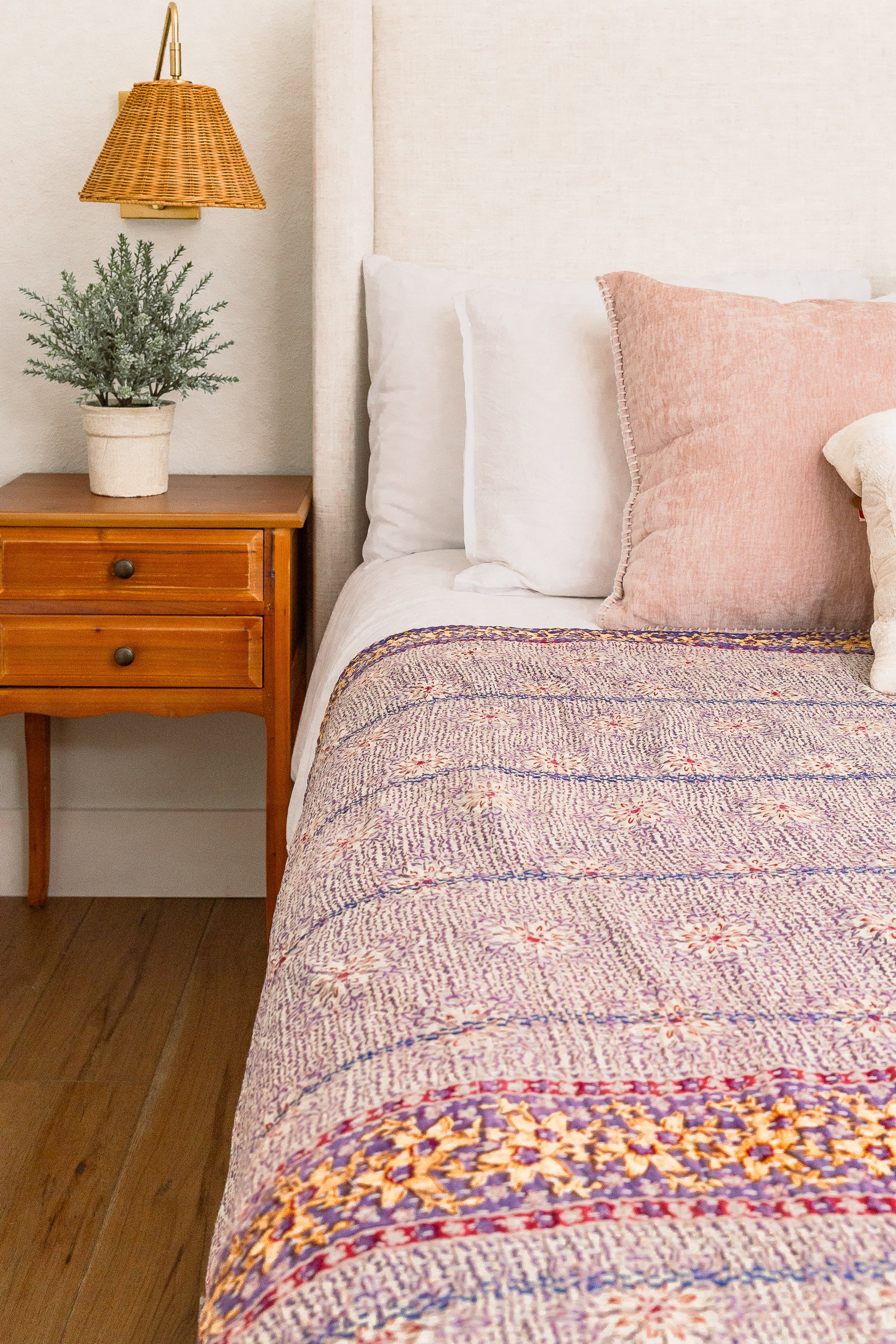 No. 142 Masterpiece Kantha Coverlet Quilt (Queen)