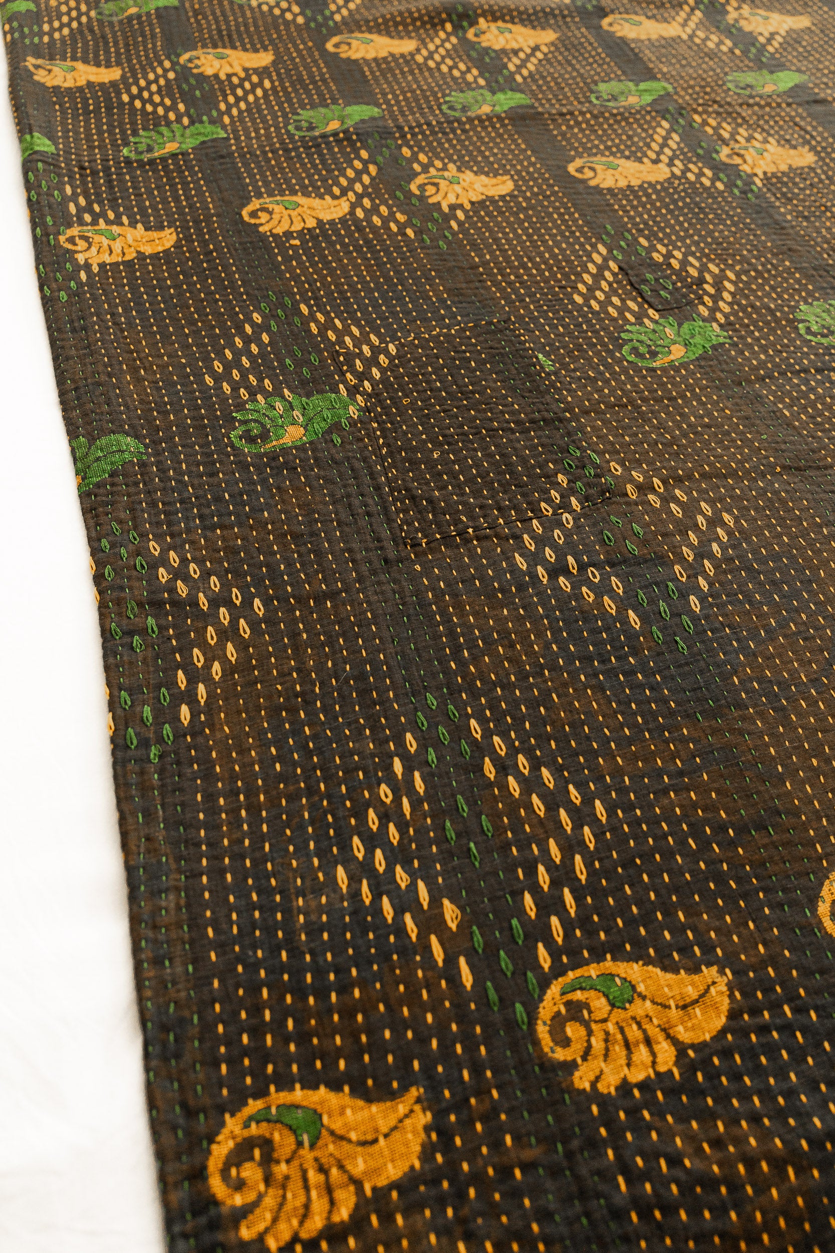 No. 143 Masterpiece Kantha Coverlet Quilt (Queen)