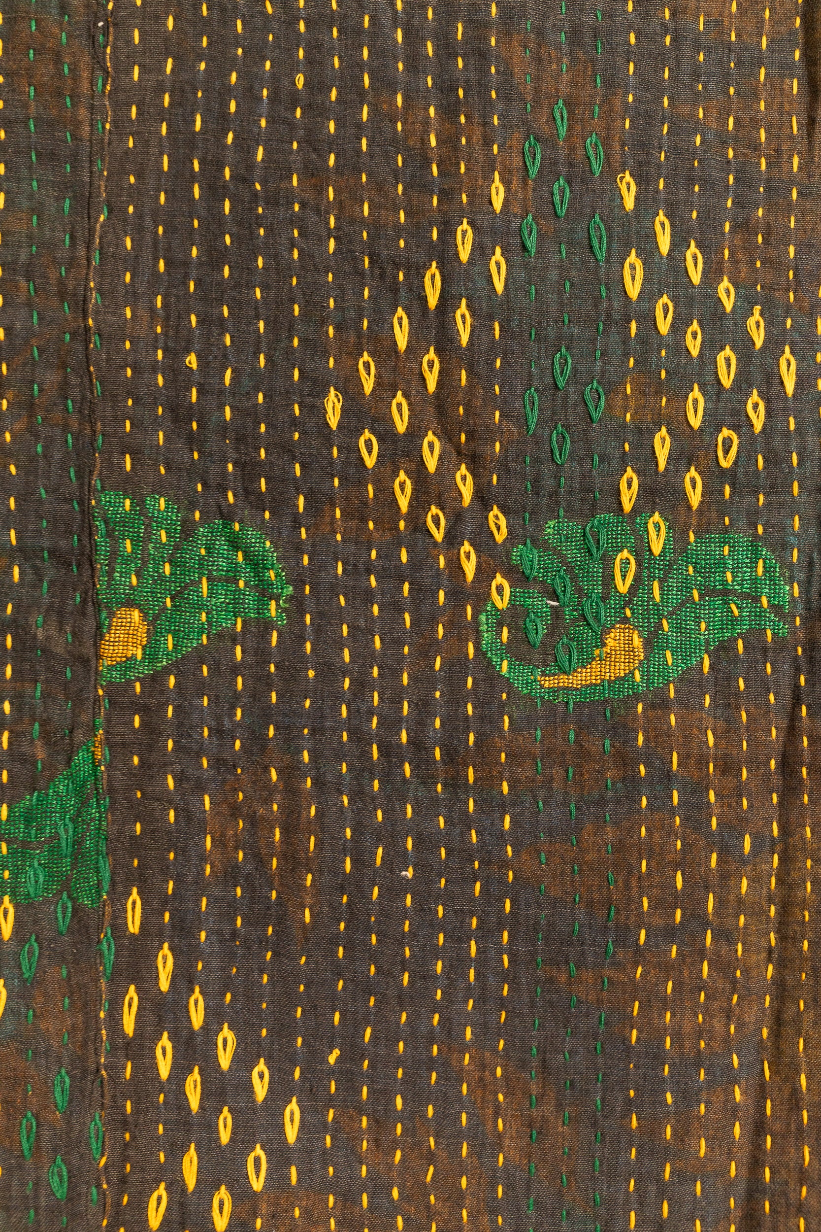 No. 143 Masterpiece Kantha Coverlet Quilt (Queen)