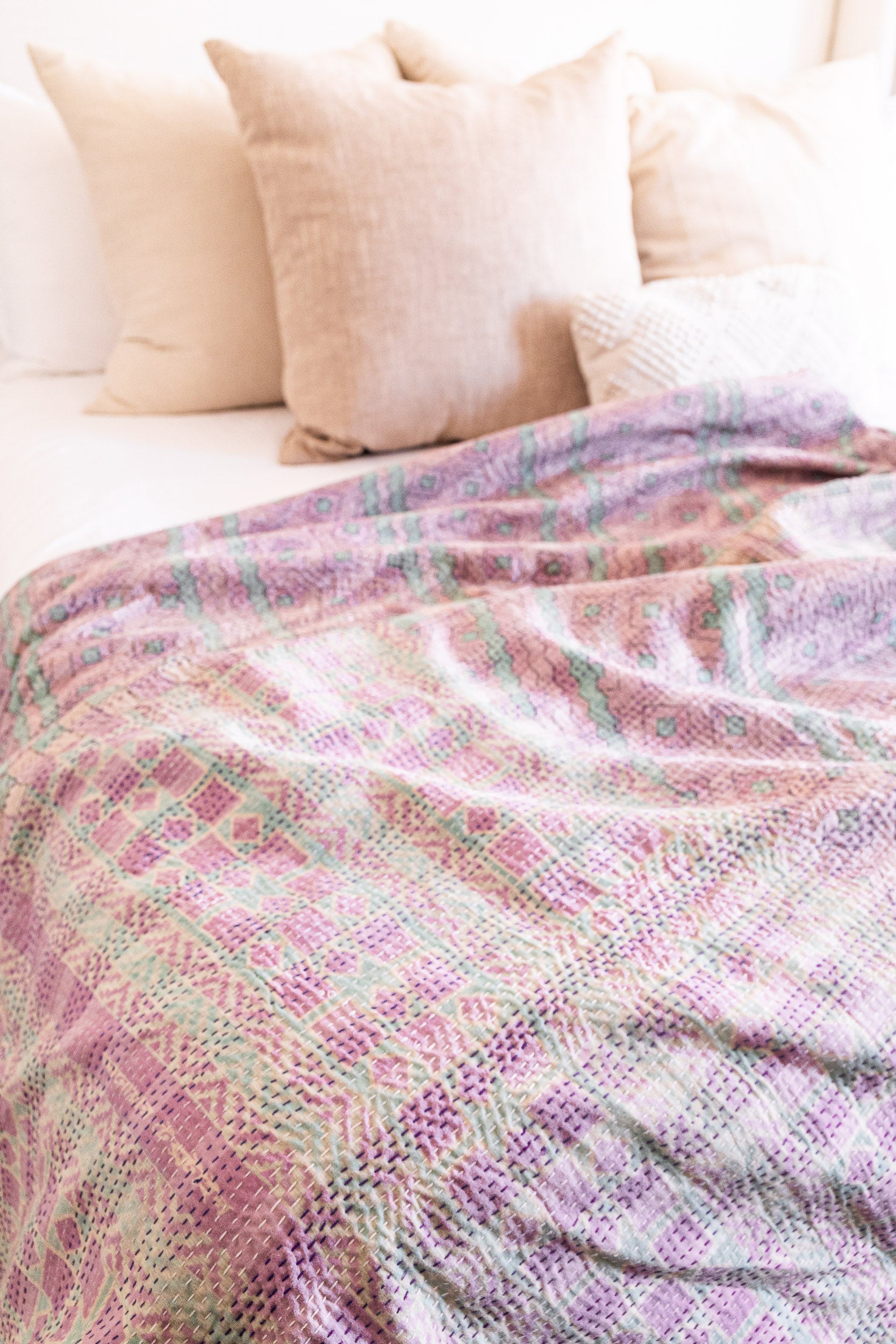 No. 149 Masterpiece Kantha Coverlet Quilt (Twin/Full)