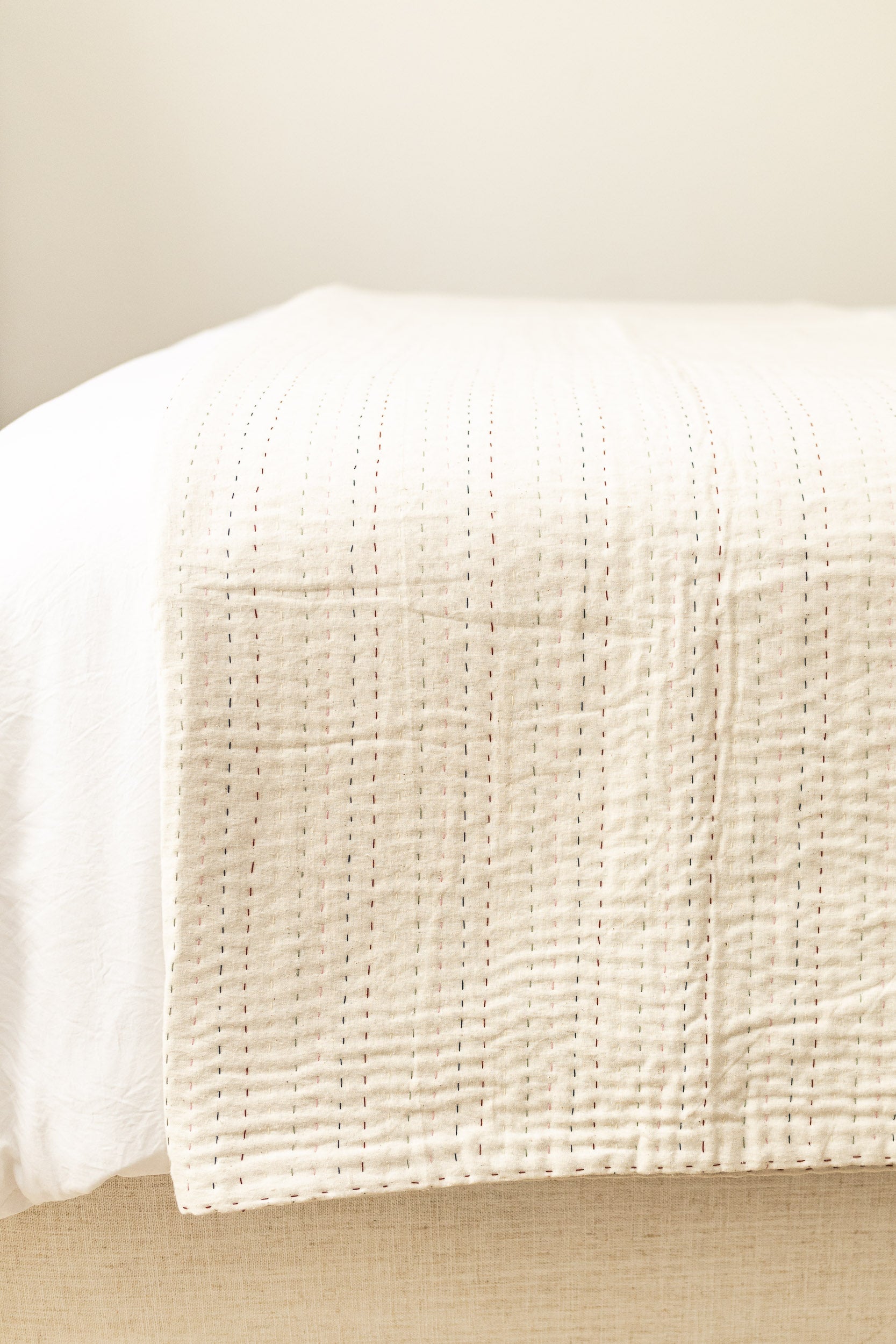 Simplicity Kantha Bed Quilt — Natural Ivory (Queen & King)
