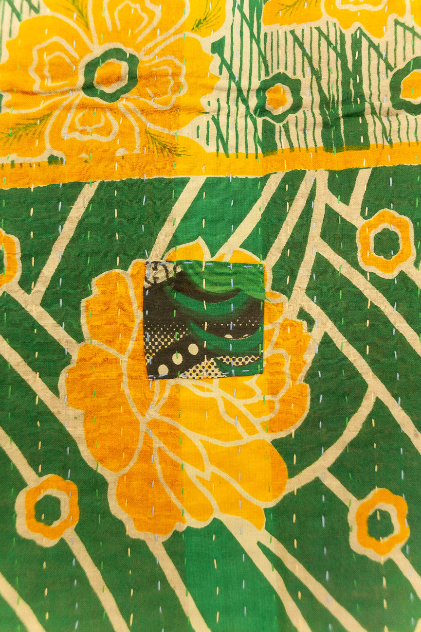 Noel Kantha Christmas Throw