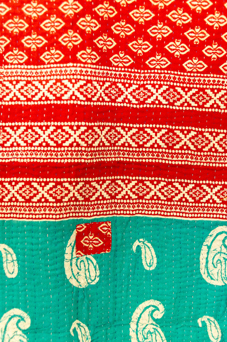 Storyline Kantha Throw