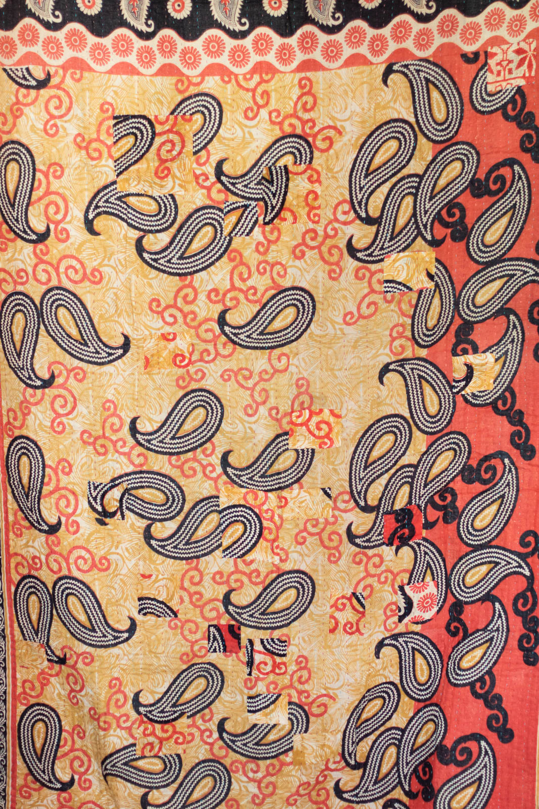 Glee Kantha Throw