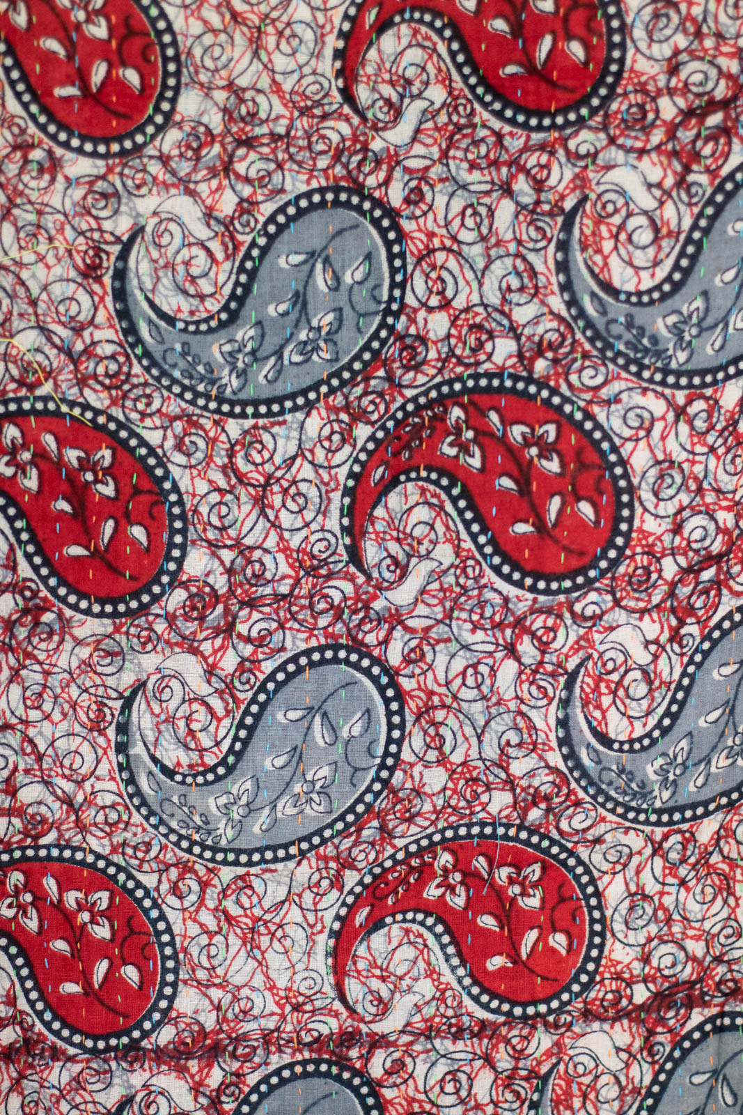 Jolly Kantha Throw