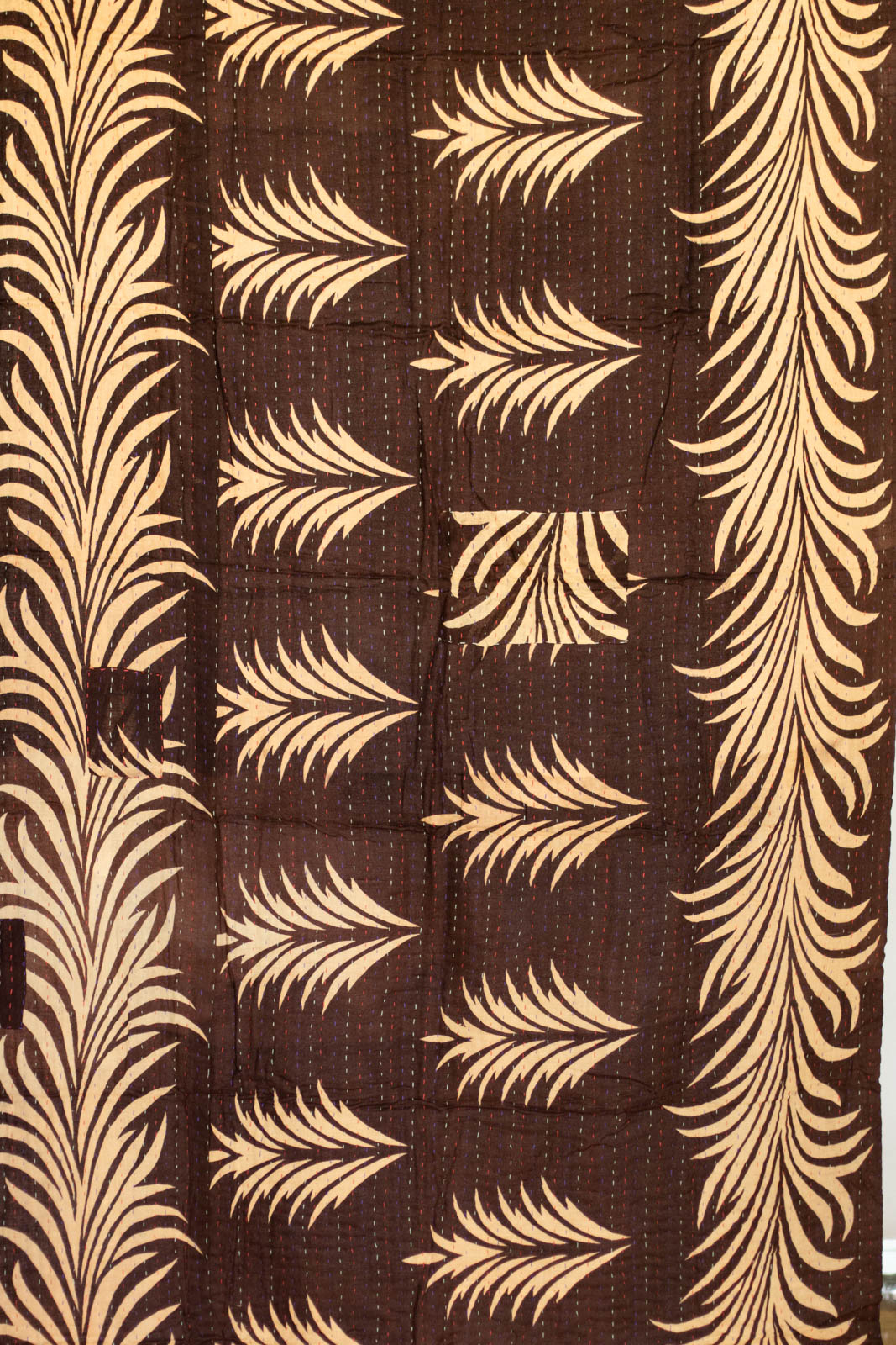 Observe Kantha Throw