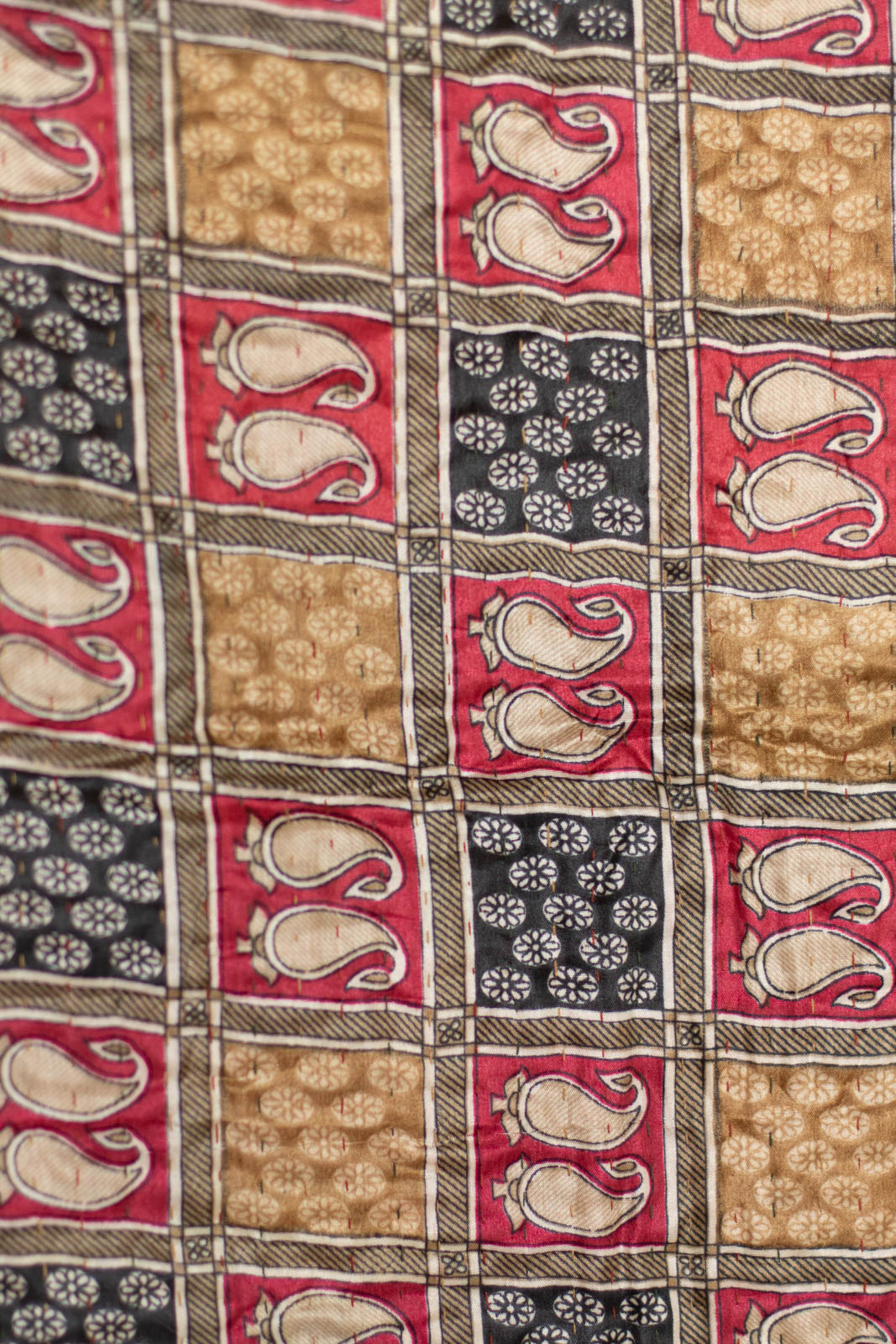 Grand Silk Blend Throw