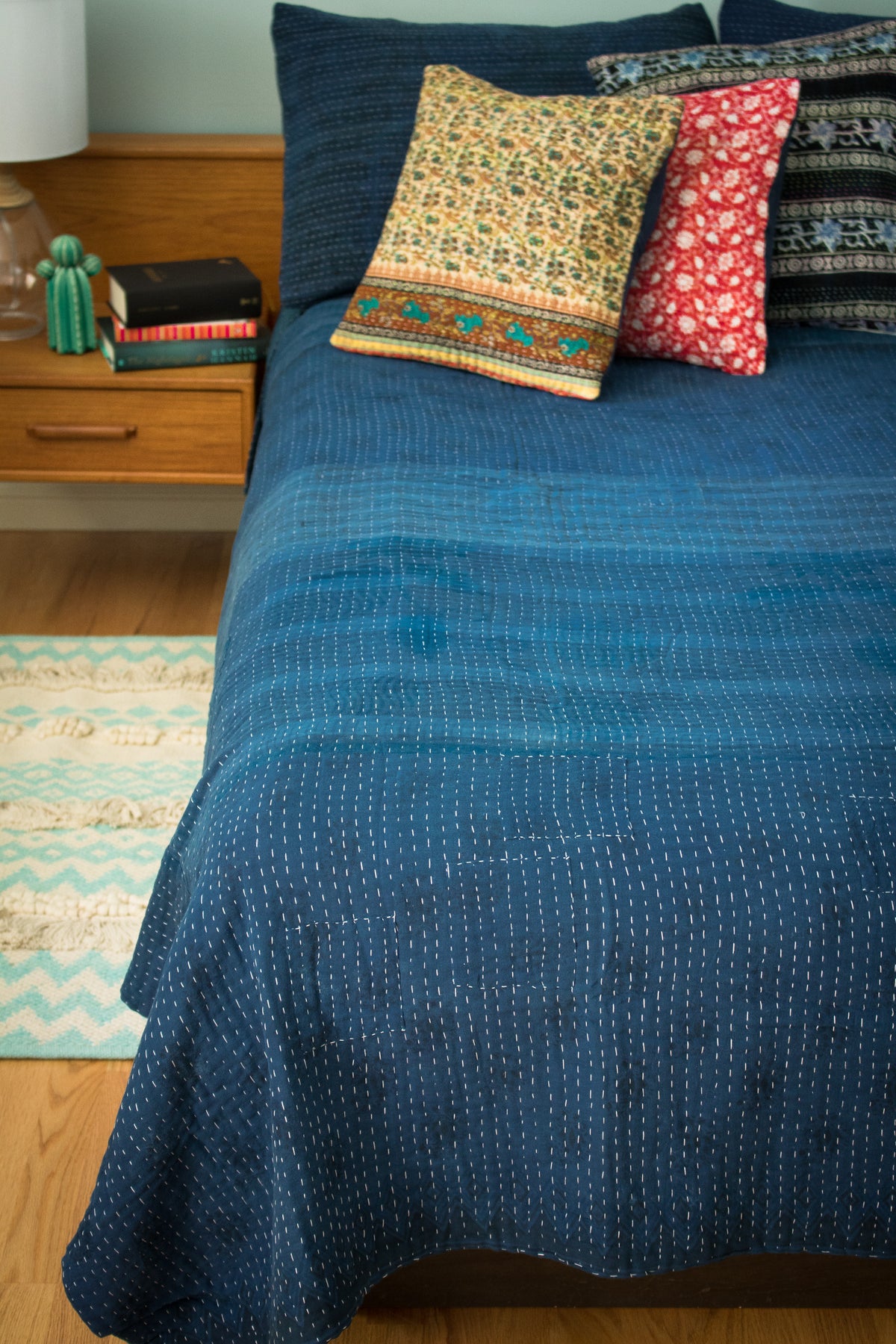 Queen King Size Hand-Dyed Indigo Kantha Navy Quilt Bedding
